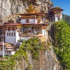 Castorland - 53445 - View of Paro Taktsang, Bhutan - 500 Piece