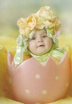 Clementoni - 21106F - Baby in the Egg - 260piece